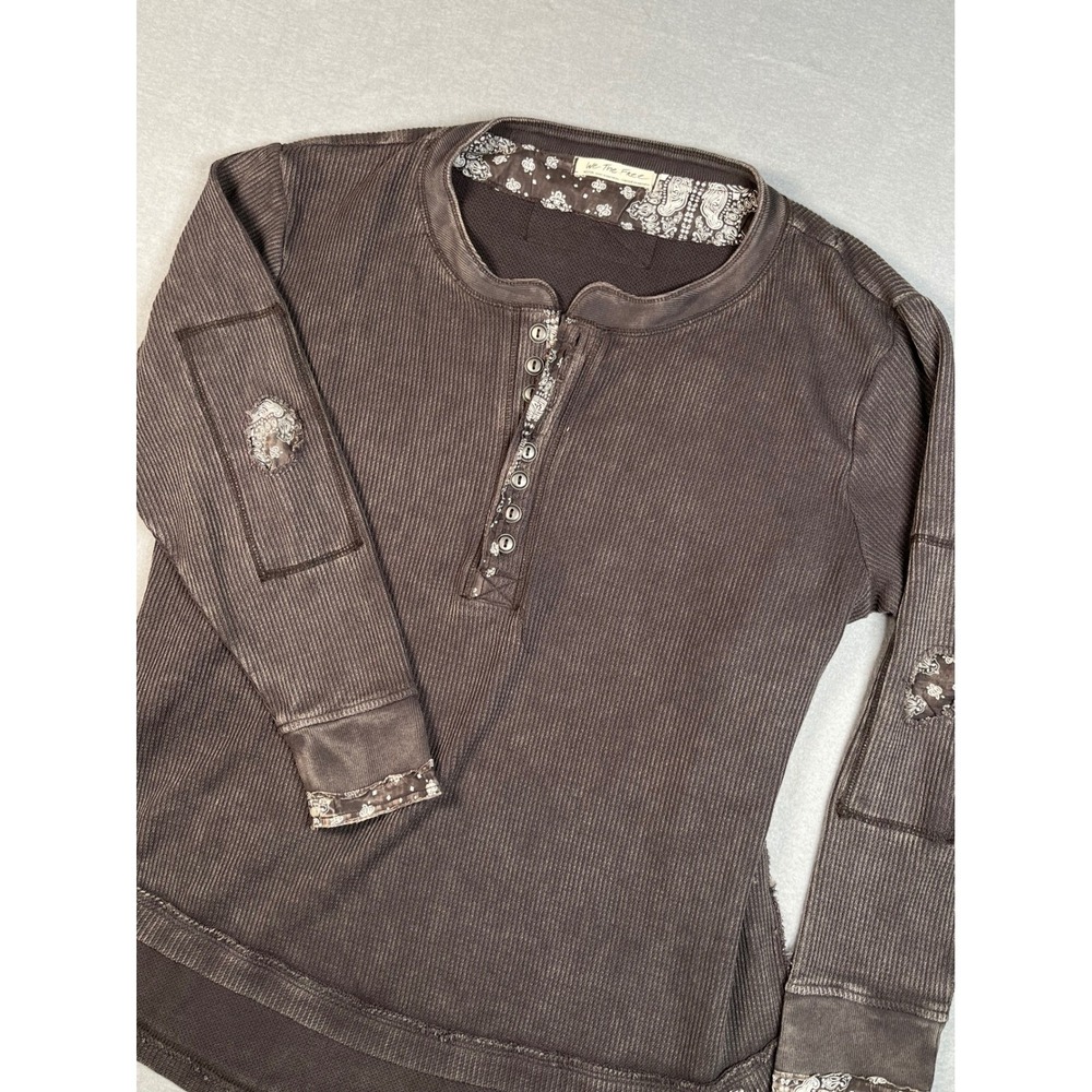 We The Free Henley Thermal Long Sleeve Shirt Distressed Bandana Print Medium